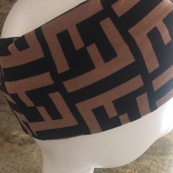 Fashion Headband - Picture 2 of 3